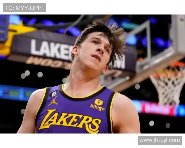 28分16助+压哨绝杀！里夫斯刷爆纪录，拉拉维亚觉悟，湖人好消息